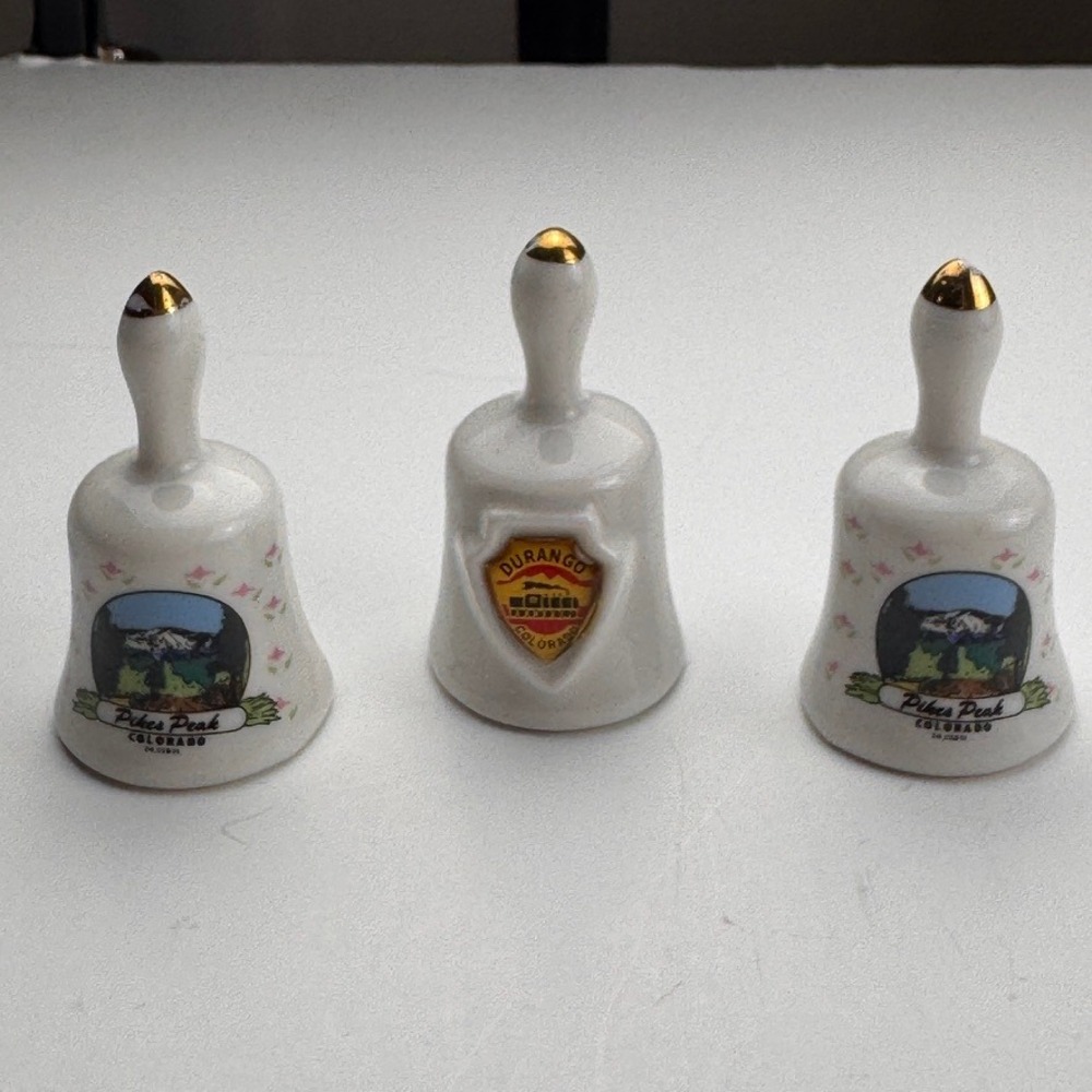 Vintage Colorado Souvenir Bell Set Pikes Peak Durango Ceramic Gold Trim 3 Piece